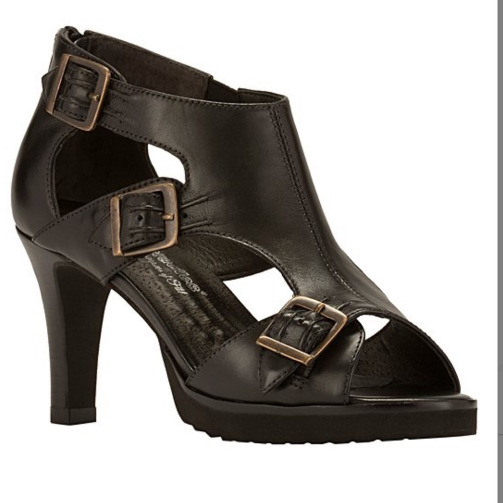 Walking Cradle Black Taza Leather Sandals